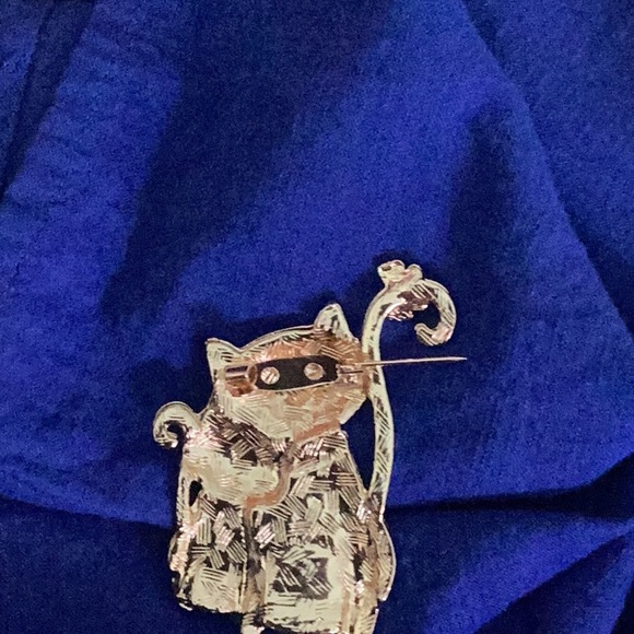 Kitty cat  brooch in Richey colors blues turquoise pinks orange. - Picture 4 of 4